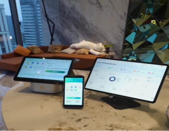 鹿马麒麟数智前台 PMS 对接：房态秒同步 + 订单零误差